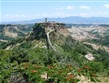 Pobytový zájezd - Itálie - Lazio -  Civita di Bagnoreggio, oáza středověku na osamělém ostrohu
