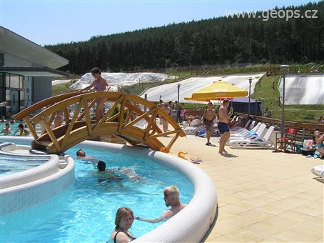 Pobytový zájezd - Maďarsko - Egerszalók - termální lázně, voda teplá až 60°C,  léčí choroby pohybového ústrojí